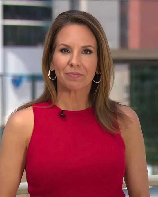 Alicia Acuna Biography