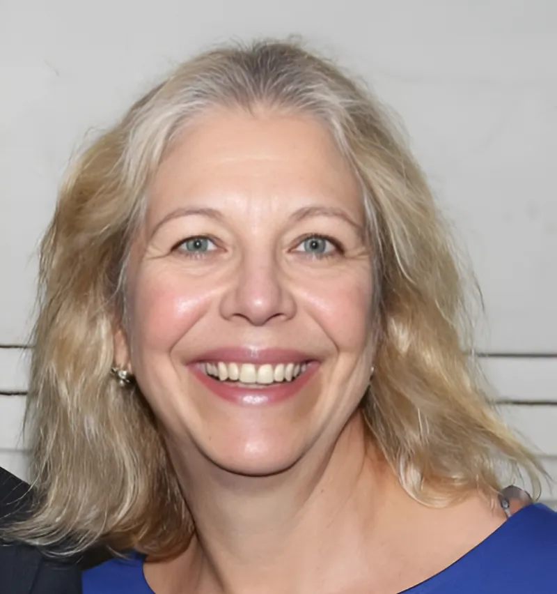 Amy Bennett McIntosh Education