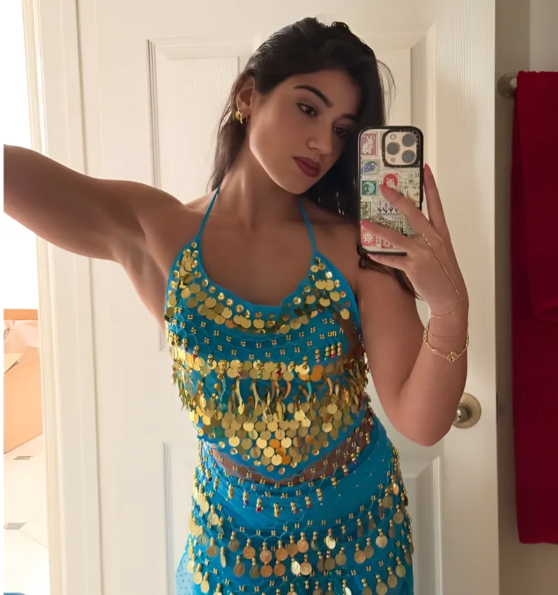 Sara Saffari Biography 