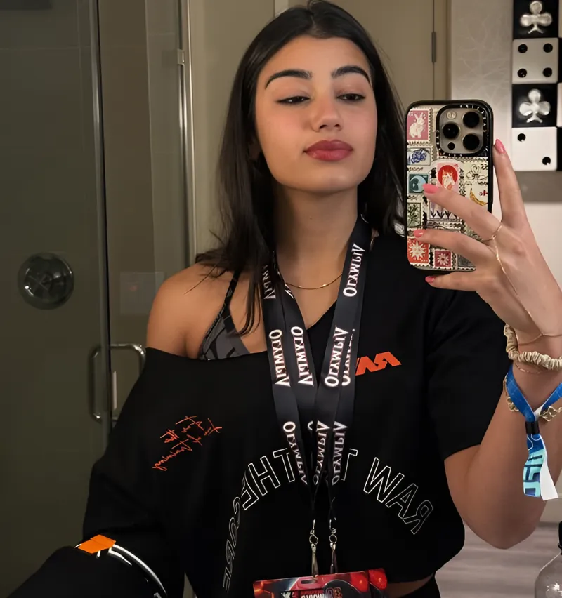 Sara Saffari Net Worth